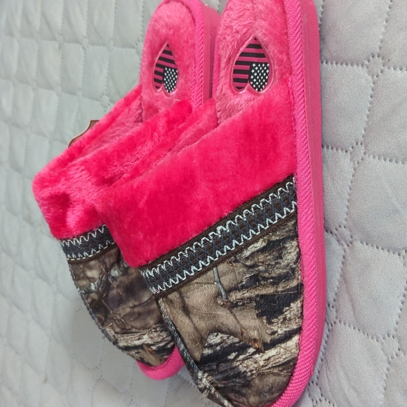 Ladies mossy oak slippers - Picture 2 of 3